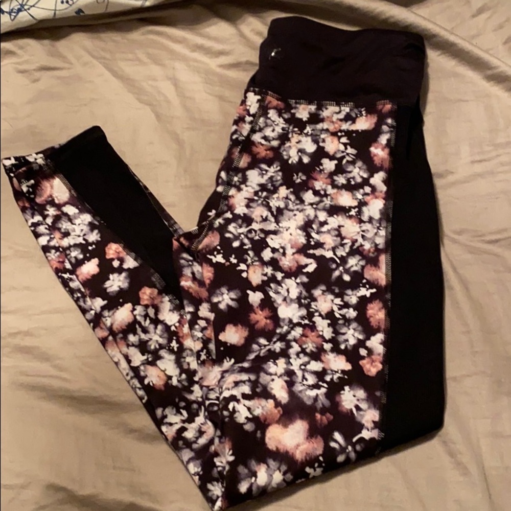 Splendid Size M Leggings